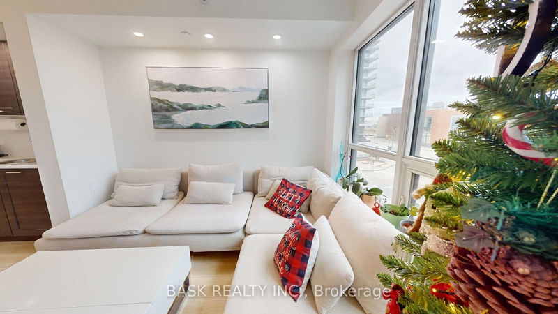 Preview image for 2220 Lake Shore Blvd W #406, Toronto
