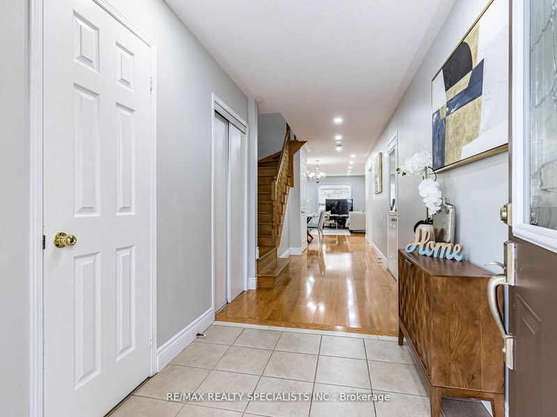 Preview image for 109 Woodhaven Dr, Brampton