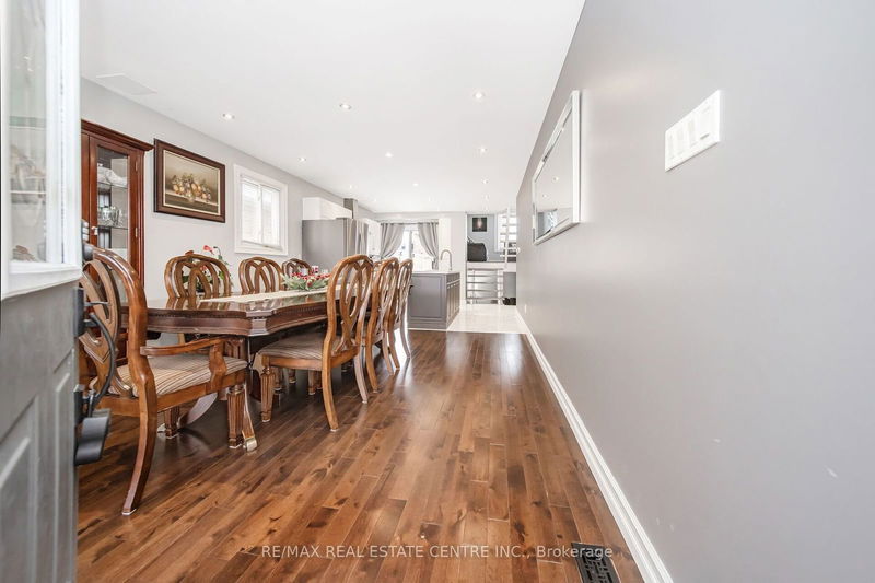 Preview image for 19 Histon Cres, Brampton