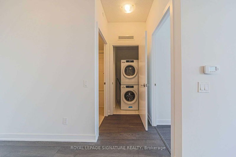 Preview image for 251 Manitoba St #2401, Toronto