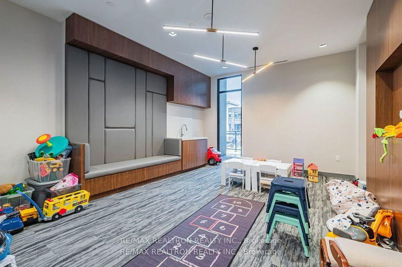 Preview image for 25 Neighbourhood Lane #208, Toronto