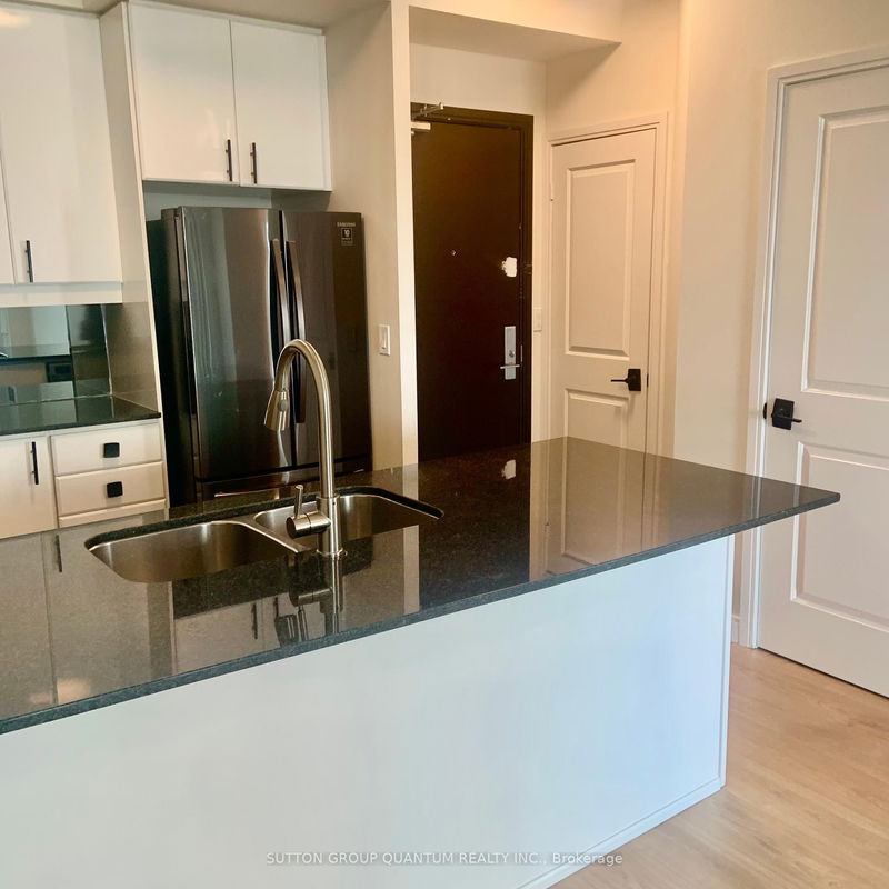 Preview image for 70 Absolute Ave #1610, Mississauga