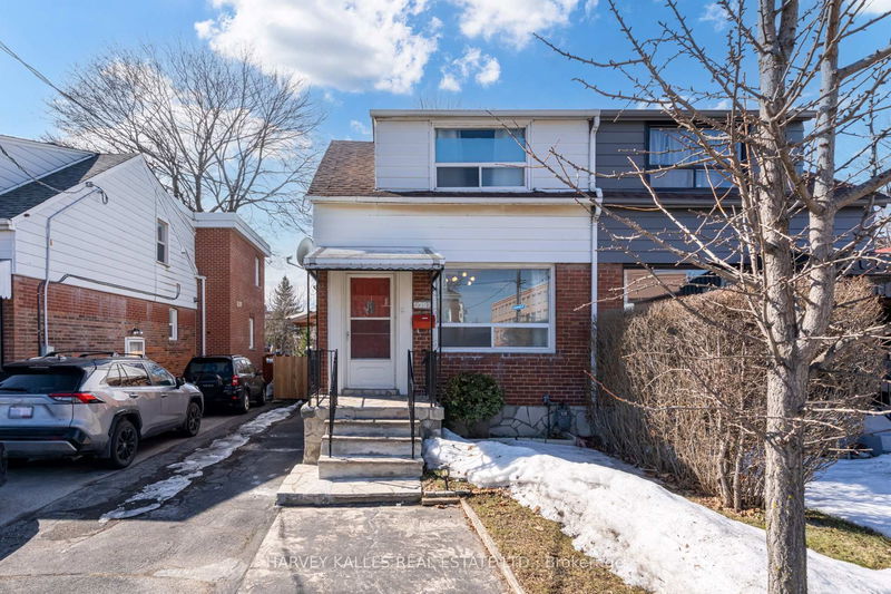 Preview image for 562 Royal York Rd, Toronto