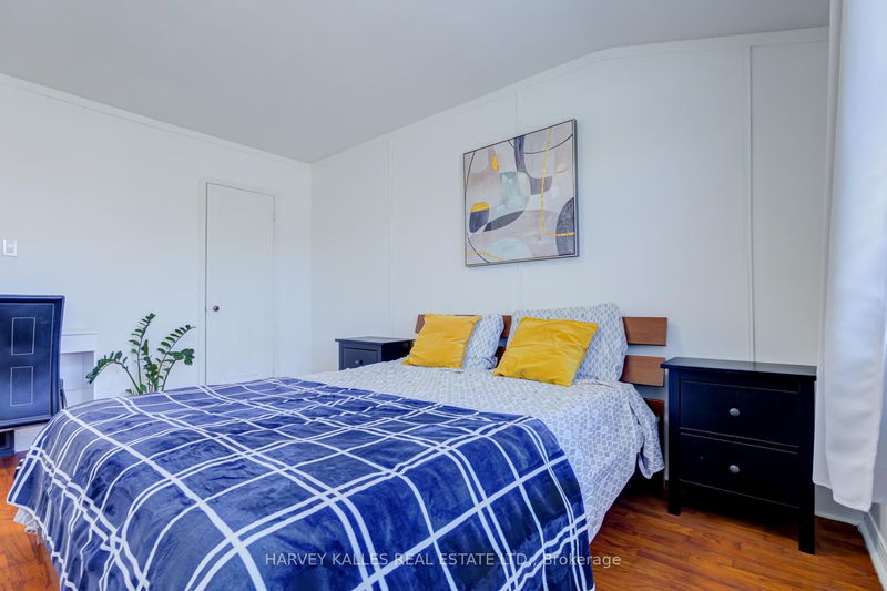 Preview image for 562 Royal York Rd, Toronto