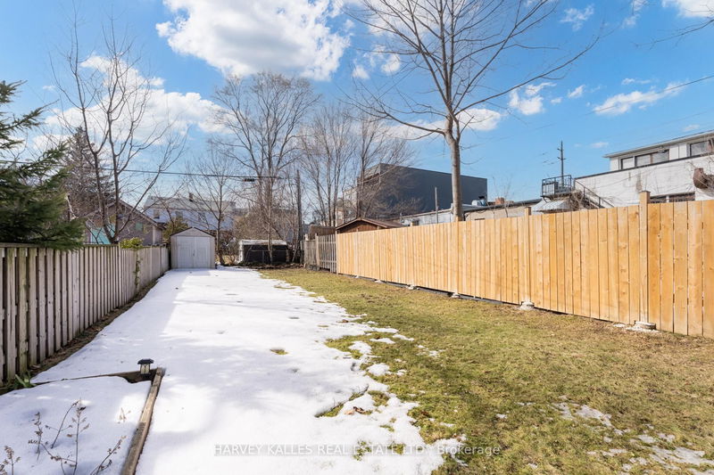 Preview image for 562 Royal York Rd, Toronto