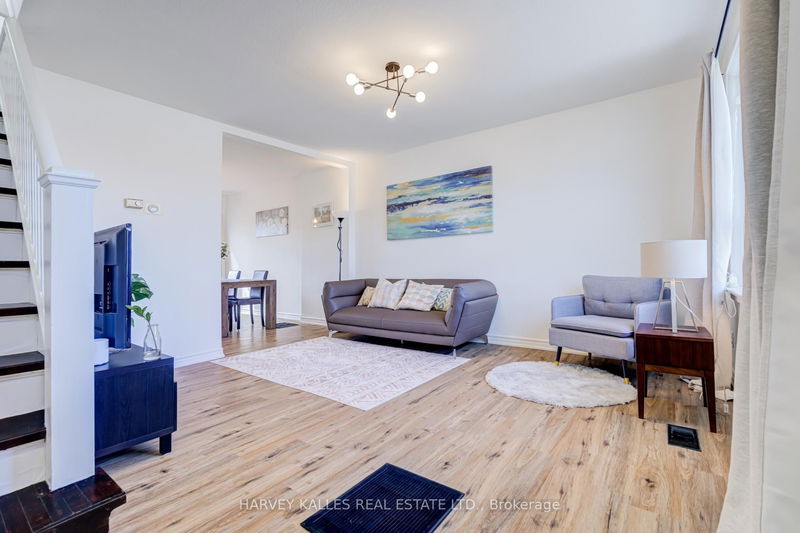 Preview image for 562 Royal York Rd, Toronto