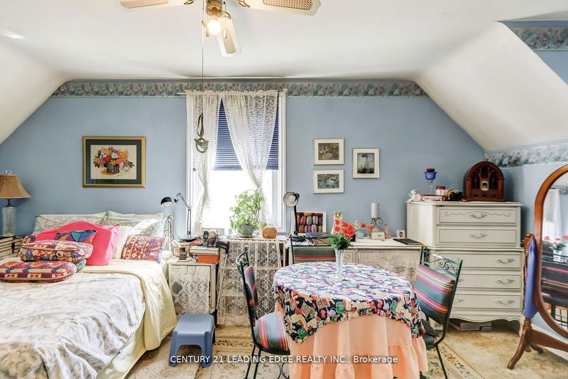 Preview image for 19 Royaleigh Ave, Toronto
