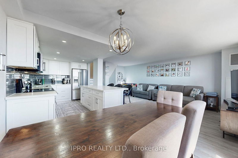 Preview image for 11 Wincott Dr #1111, Toronto