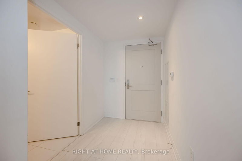 Preview image for 26 Gibbs Rd E #535, Toronto