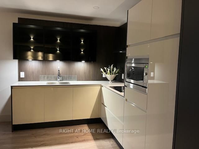 Preview image for 118 Martin Grove Rd, Toronto