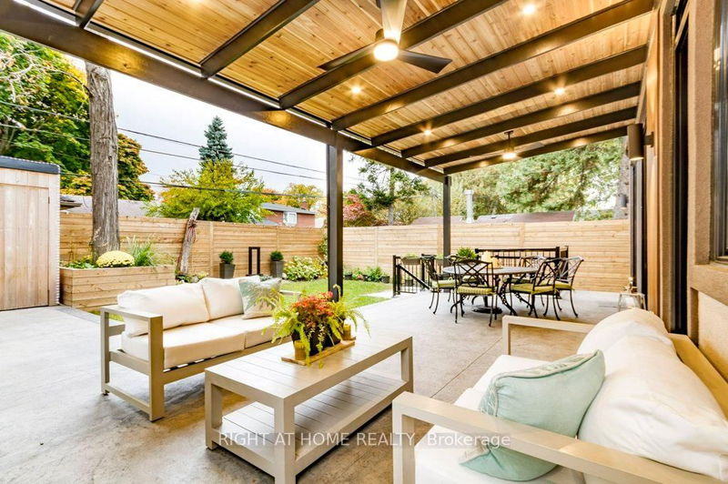Preview image for 118 Martin Grove Rd, Toronto
