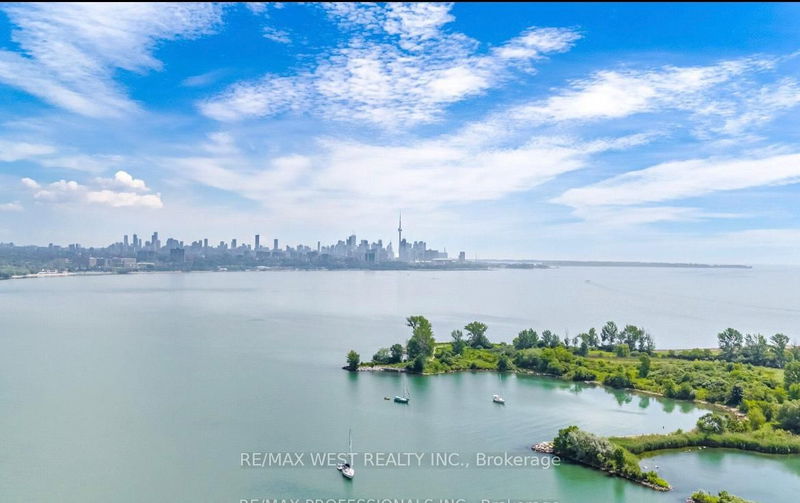 Preview image for 20 Shore Breeze Dr #3409, Toronto