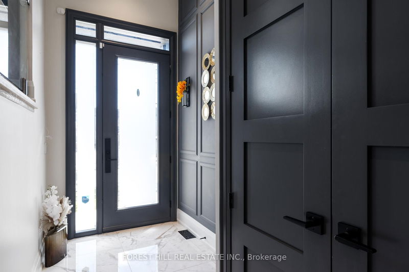 Preview image for 32 Algoma St, Toronto