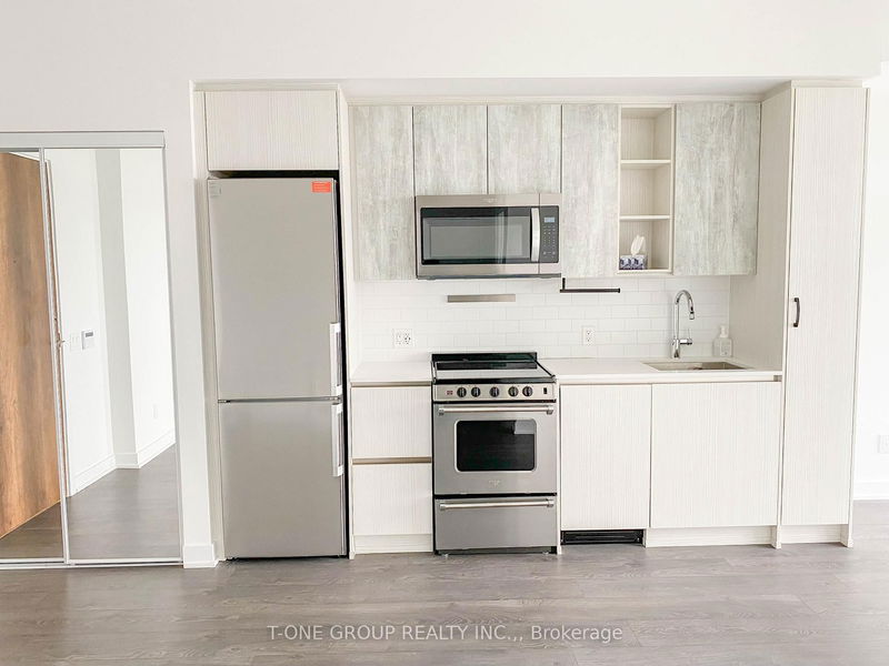 Preview image for 251 Manitoba St #1911, Toronto