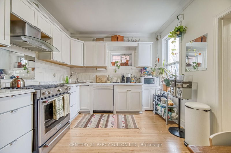 Preview image for 71 Hounslow Heath Rd S, Toronto
