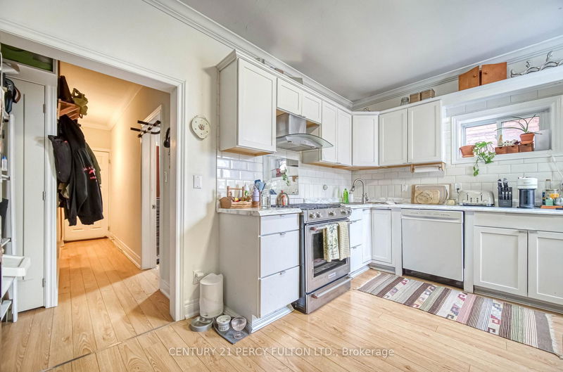 Preview image for 71 Hounslow Heath Rd S, Toronto