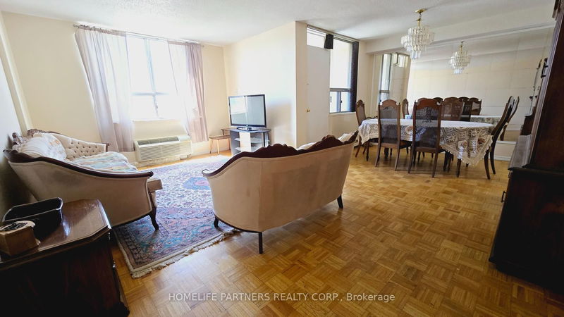 Preview image for 2825 Islington Ave #315, Toronto