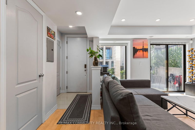 Preview image for 134 Widdicombe Hill Blvd #212, Toronto