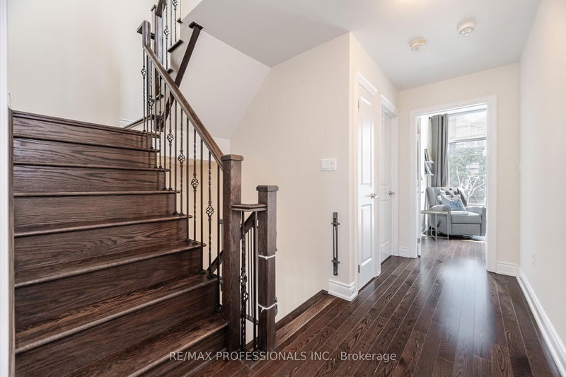 Preview image for 31 Pony Farm Dr, Toronto