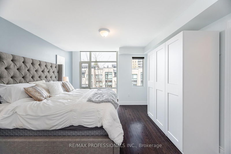 Preview image for 31 Pony Farm Dr, Toronto