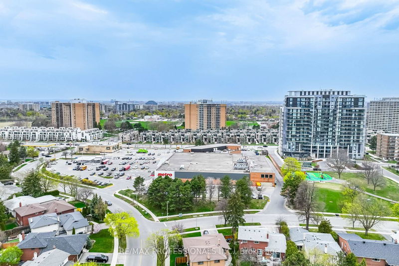 Preview image for 31 Pony Farm Dr, Toronto