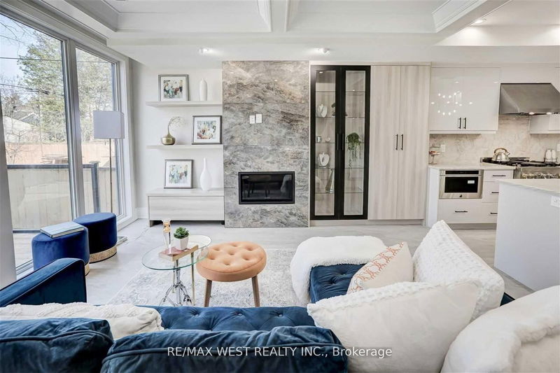 Preview image for 94 Lake Cres, Toronto