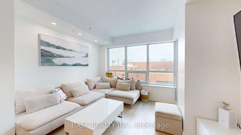 Preview image for 2220 Lake Shore Blvd W #406, Toronto