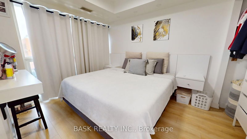 Preview image for 2220 Lake Shore Blvd W #406, Toronto