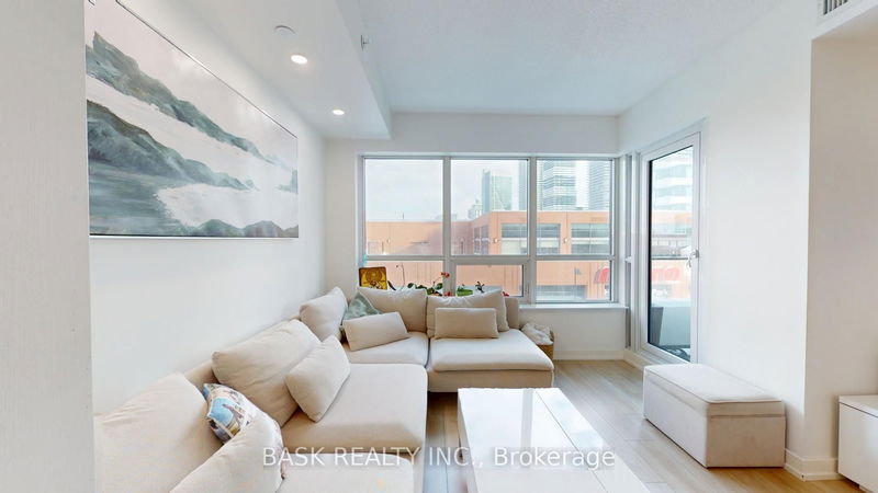 Preview image for 2220 Lake Shore Blvd W #406, Toronto
