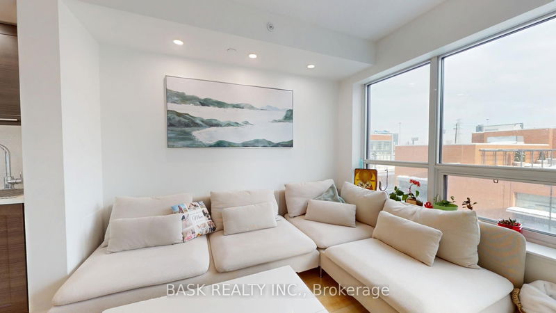 Preview image for 2220 Lake Shore Blvd W #406, Toronto