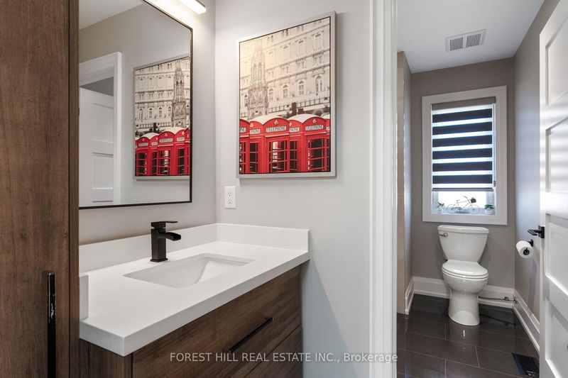 Preview image for 32 Algoma St, Toronto
