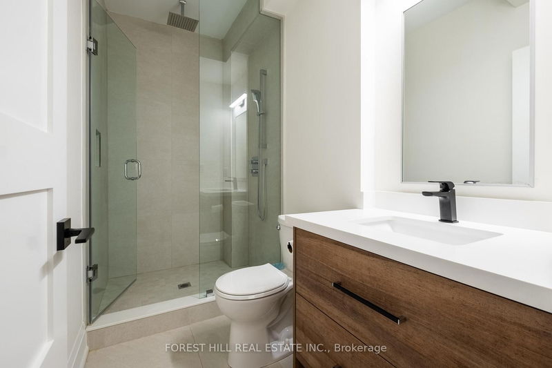 Preview image for 32 Algoma St, Toronto