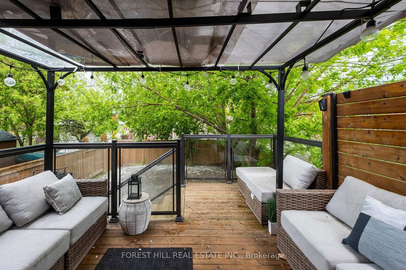 Preview image for 32 Algoma St, Toronto