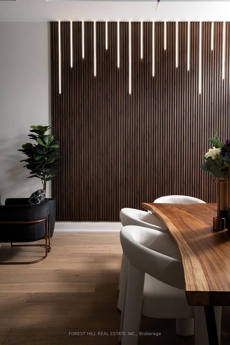 Preview image for 32 Algoma St, Toronto