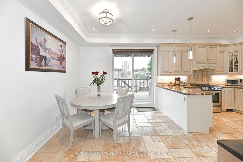 Preview image for 566 Mcroberts Ave, Toronto