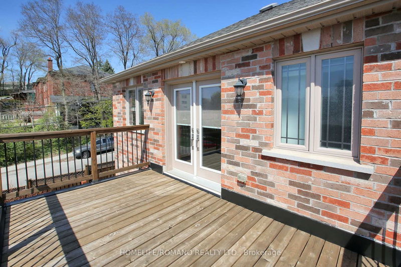Preview image for 566 Mcroberts Ave, Toronto