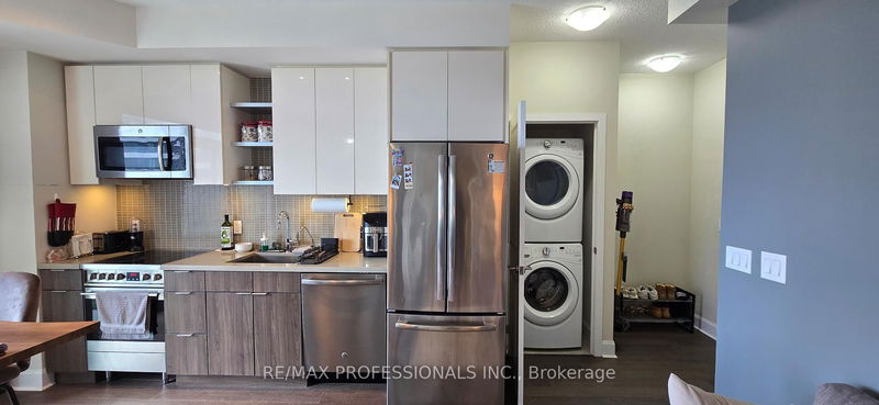 Preview image for 33 Shore Breeze Dr W #1901, Toronto