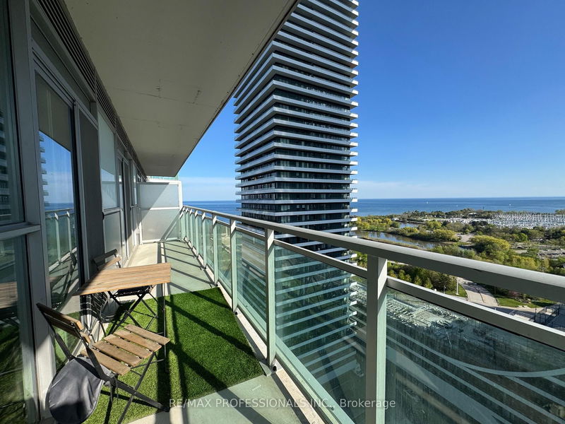 Preview image for 33 Shore Breeze Dr W #1901, Toronto