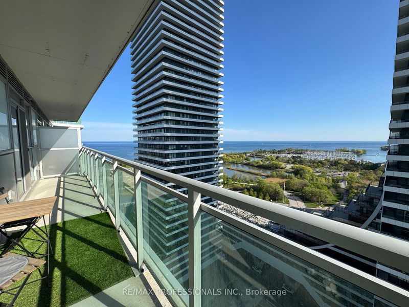 Preview image for 33 Shore Breeze Dr W #1901, Toronto