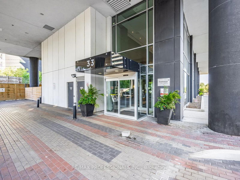 Preview image for 33 Shore Breeze Dr W #1901, Toronto