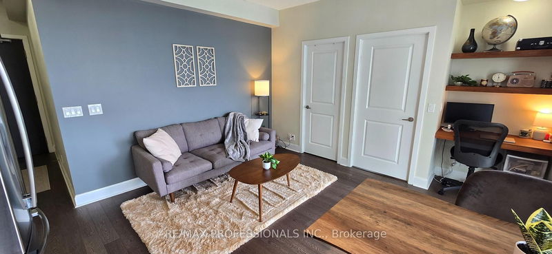 Preview image for 33 Shore Breeze Dr W #1901, Toronto