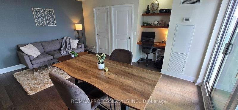 Preview image for 33 Shore Breeze Dr W #1901, Toronto