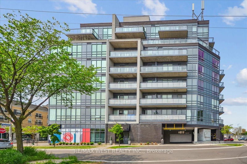 Preview image for 760 The Queens Way #212, Toronto