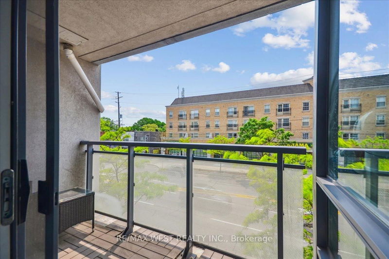 Preview image for 760 The Queens Way #212, Toronto