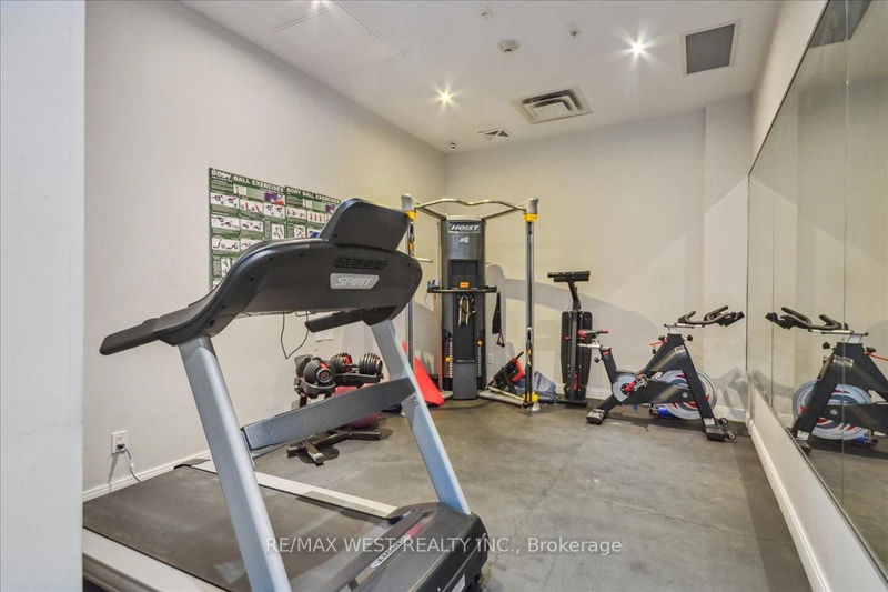 Preview image for 760 The Queens Way #212, Toronto