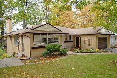 Preview image for 9 Farningham Cres, Toronto