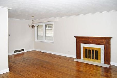 Preview image for 9 Farningham Cres, Toronto