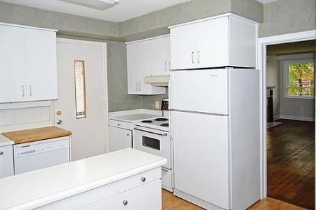 Preview image for 9 Farningham Cres, Toronto