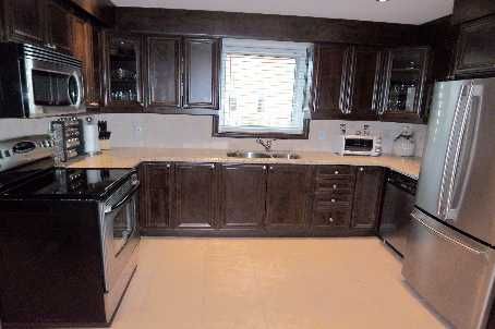 Preview image for 109 Gilley Rd, Toronto