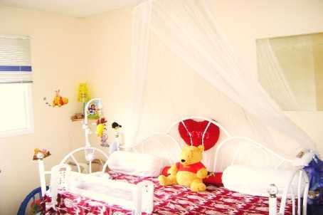 Preview image for 76 Fern Valley  Cres, Brampton
